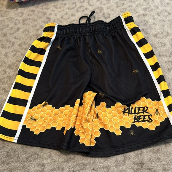 Lacrosse Unlimited bee 🐝 shorts - Picture 3 of 4